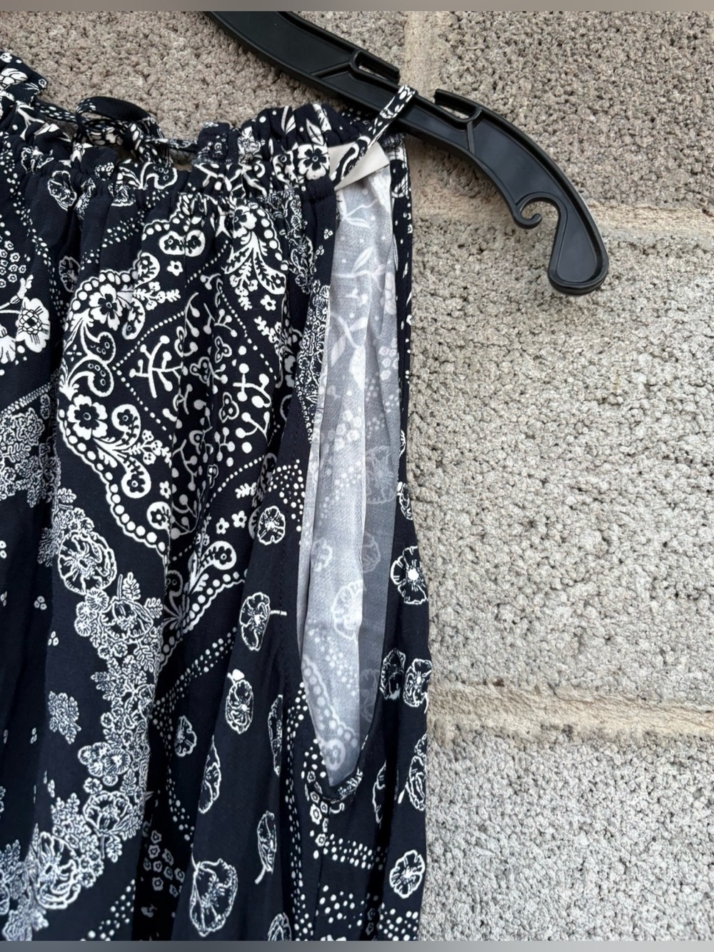 Loft Sleeveless Sundress Med Navy Bandana Print Racer Neck Pockets Keyhole Back - Picture 6 of 11